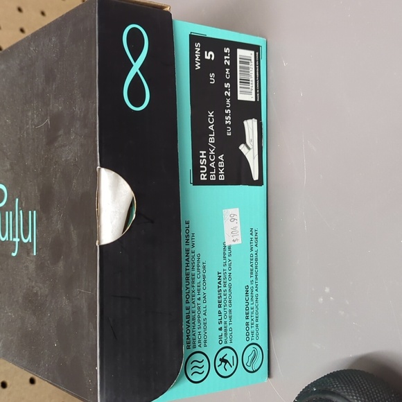 Infinity Rush in Black Canvas - Picture 4 of 4